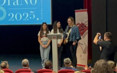 Uspjeh naših učenica na državnoj smotri LiDraNo u Vinkovcima